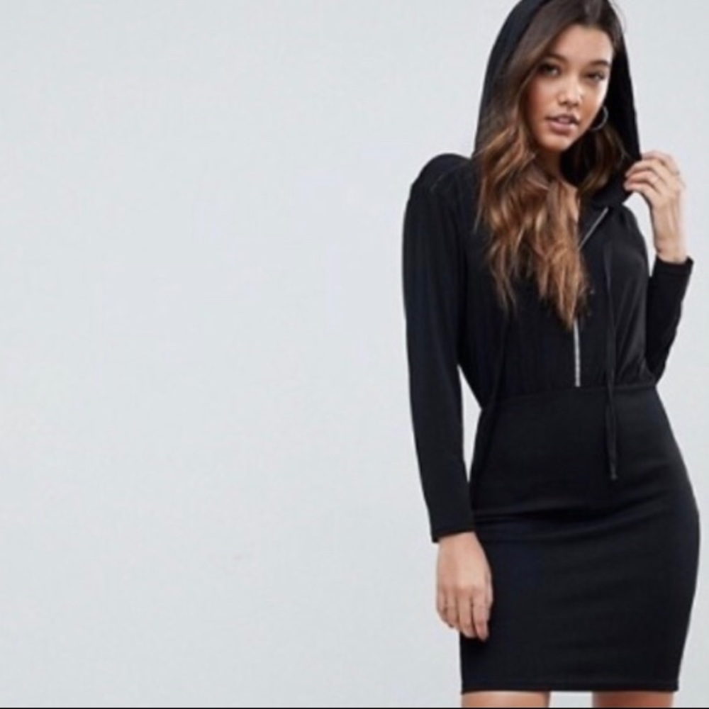 Fitted zip-up hoodie dress